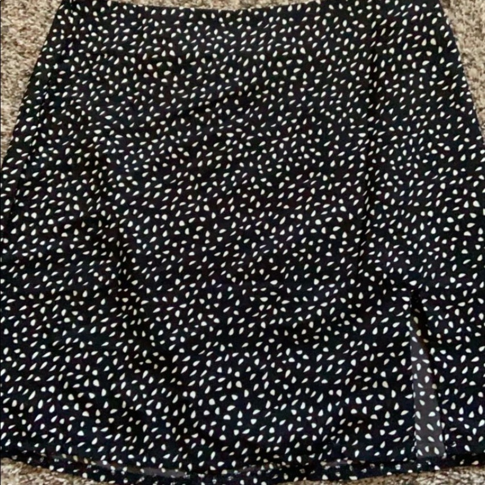 Medium SHEIN black and white mini skirt